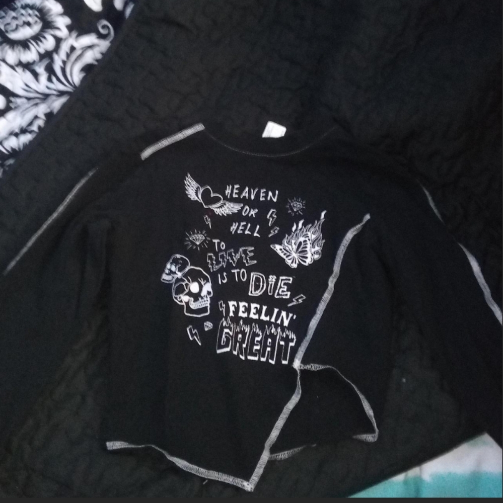 Forever 21 Black Graphic Long Sleeve Tee